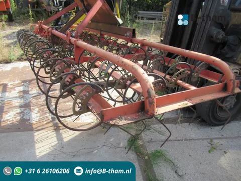 Lely Eg 240 CM breed