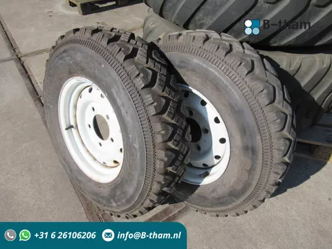 Land Rover Defender 7.50R16 2 x Velg ( staal ) + Band