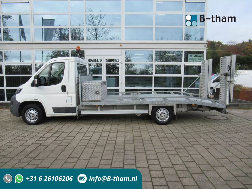 Peugeot Boxer 335 2.0 HDI 96KW L4 Oprijwagen Machinetransporter