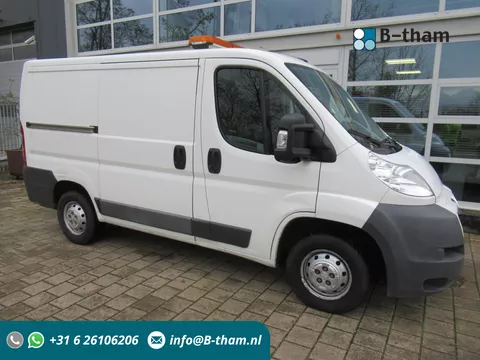 Peugeot Boxer 330 3.0 HDI 116KW L1H1 P+