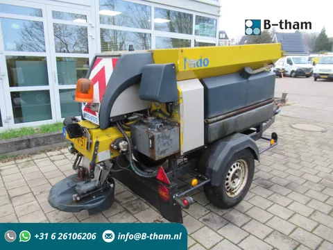 NIDO NIDO STRATOS B08L-15 AWALN-280 0,8M3 + 350 L. Zoutstrooier Salzstreuer Salzstreuer