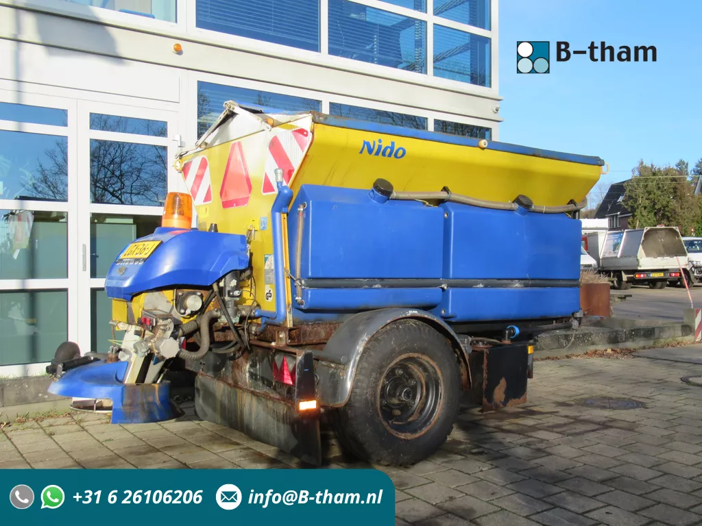 NIDO Stratos B17KR-21 AWCLN-350 1,7m3 + 850 L. Salzstreuer Saltspreader Zoutstrooier