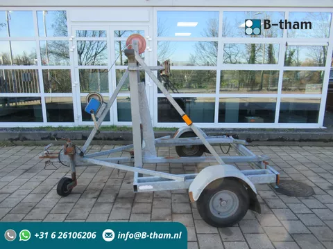 t Pand 1-asser chassis Mobiel Toilet aanhanger met Lier