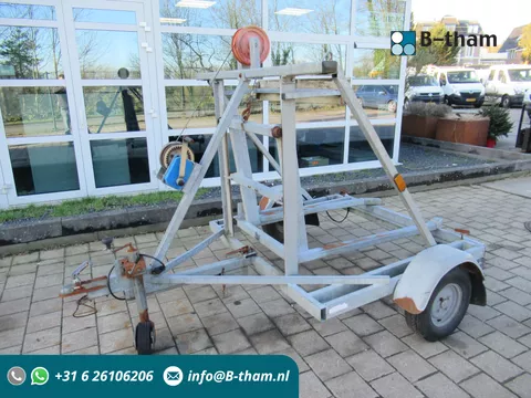 DIXI 1-asser Mobiel toilet aanhanger met Lier