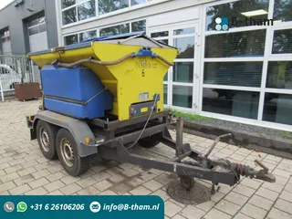 NIDO AWK 2500-1 Stratos B11L-18 ACLN280 1,1M3 + 500L Zoutstrooier Salzstreuer
