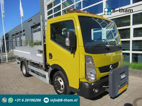 Renault Maxity 2.5DCi 107KW Airco Open laadbak Twist Lock