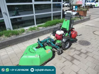Weed Control + Kersten Traction-Comp + Air LPG Hydrostaat Onkruidbrander